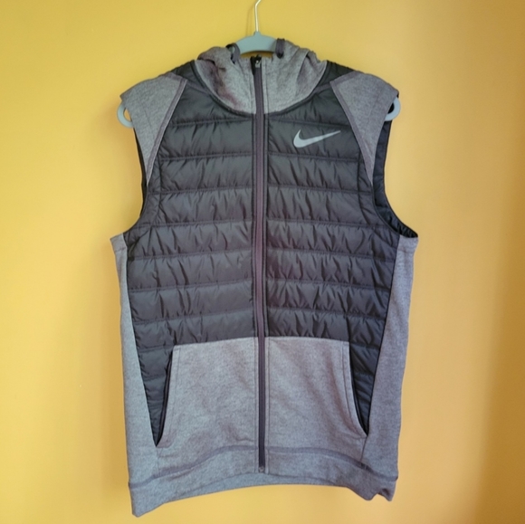 Nike Other - Like New! Nike hooded hybrid puffer vest Sz m S